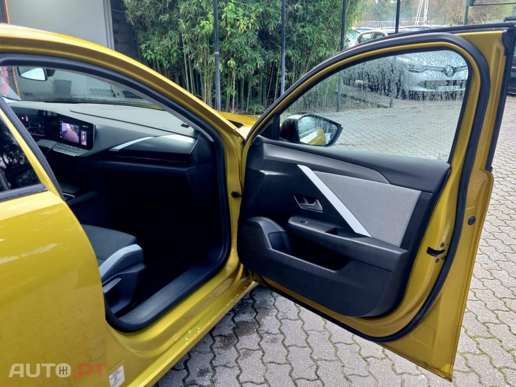 Opel Astra 1.5 D Elegance