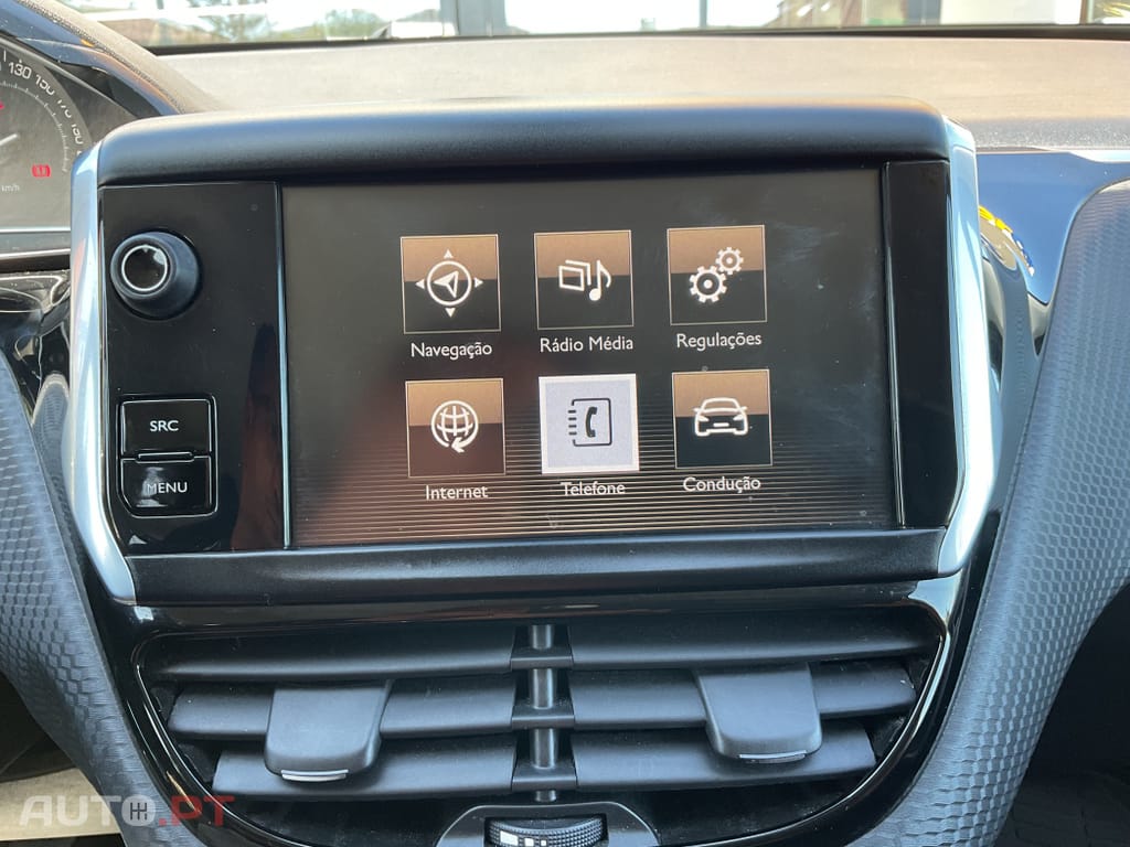 Peugeot 2008 1.2 PureTech Style
