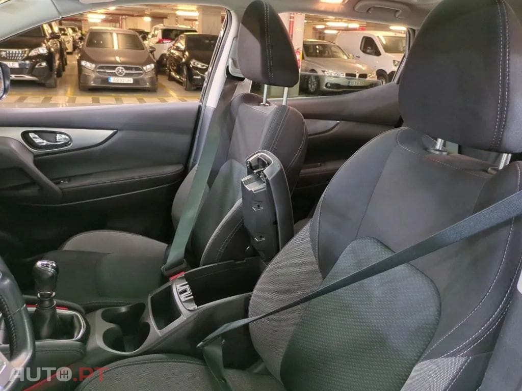 Nissan Qashqai 1.5 dCi N-Connecta