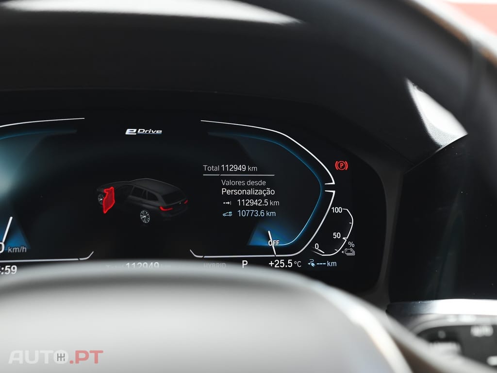 BMW 330 e Touring Line Sport Auto