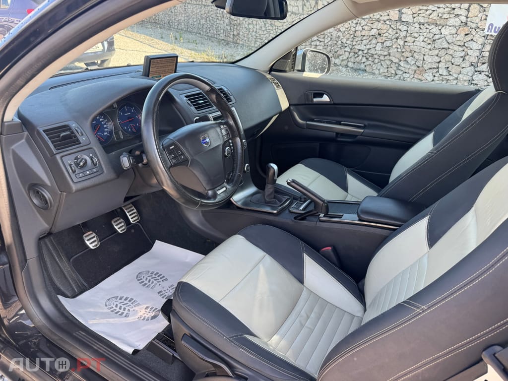 Volvo C30 D2 RDesign Edition Pro