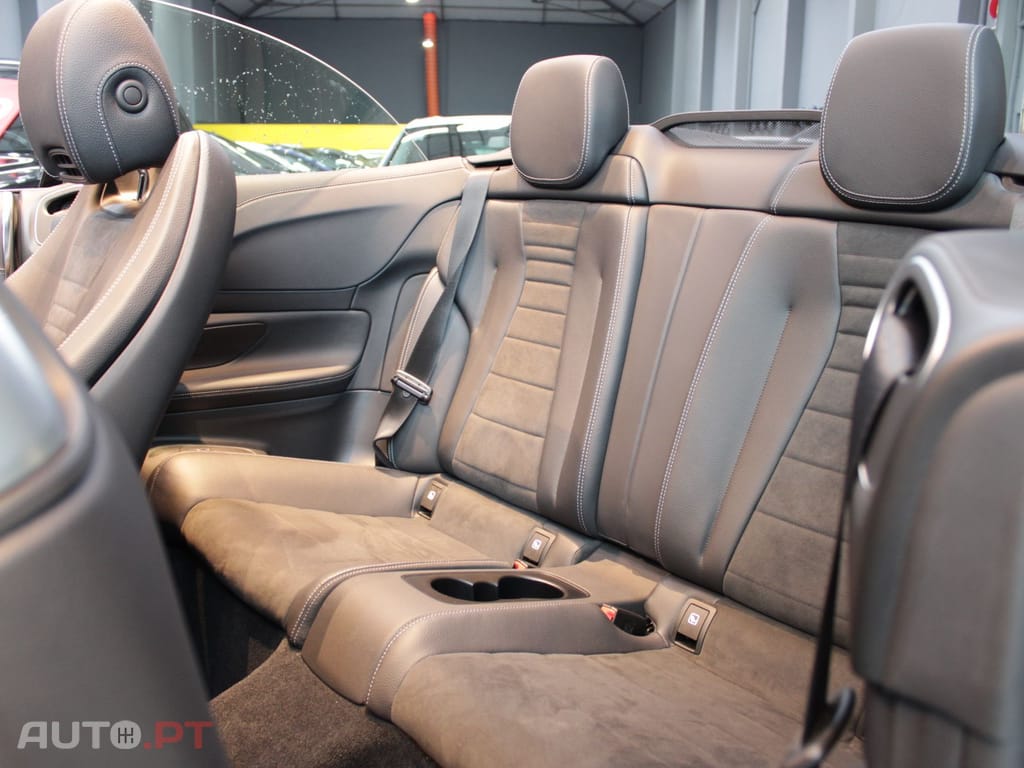 Mercedes-Benz E 220 AMG LINE