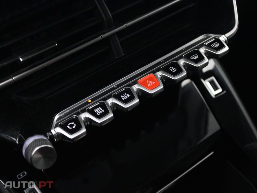 Peugeot E-2008 ALLURE PACK