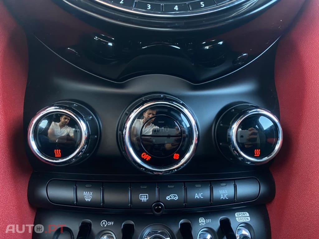 MINI Cooper Auto. John Works