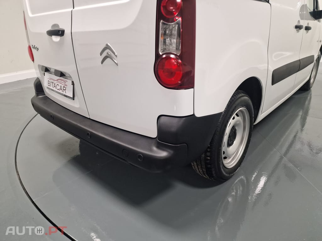 Citroen Berlingo 1.6 BLUEHDI IVA DEDUTIVEL APENAS 15.000KMS