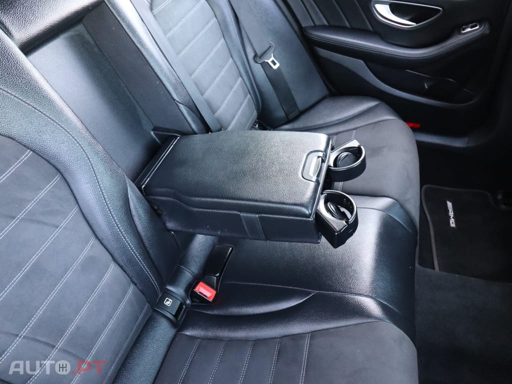 Mercedes-Benz C 300 de AMG Line