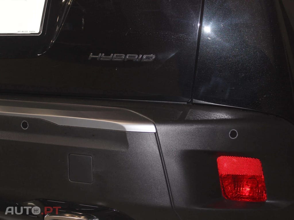 Peugeot 2008 1.2 Hybrid Allure e-DCS6
