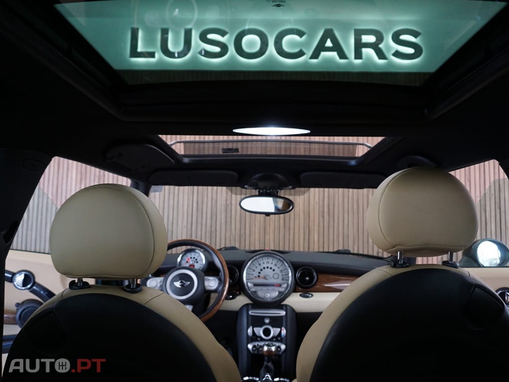 MINI Cooper Cooper D