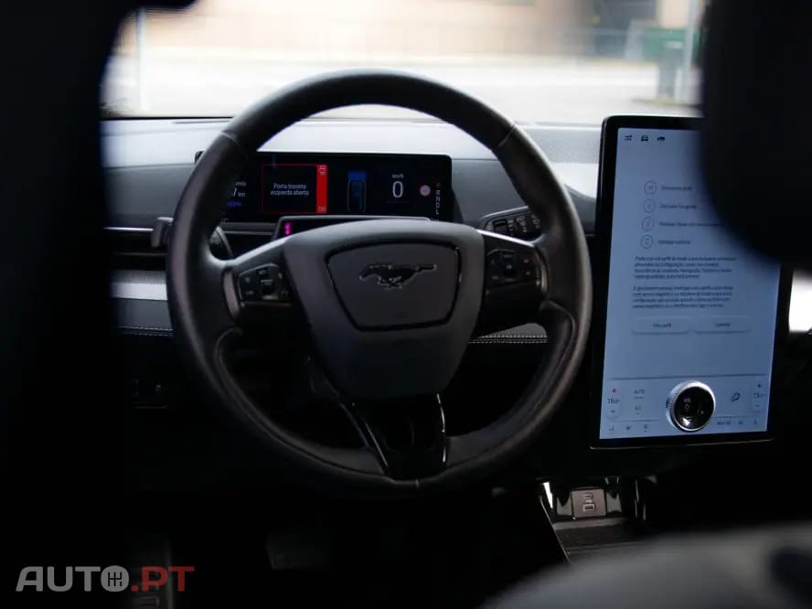 Ford Mustang Mach-E Standard