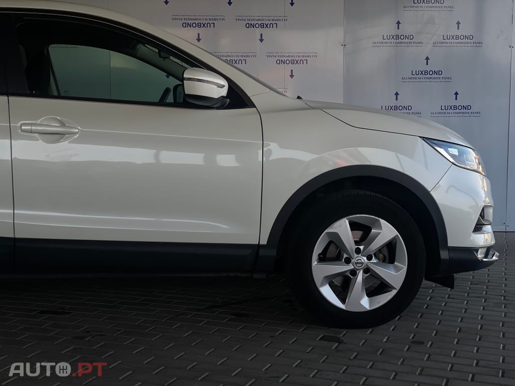 Nissan Qashqai 1.5 dCi N-Connecta