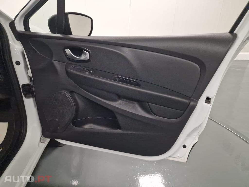 Renault Clio SOCIETE 1.5 DCI ZEN IVA DEDUTIVEL
