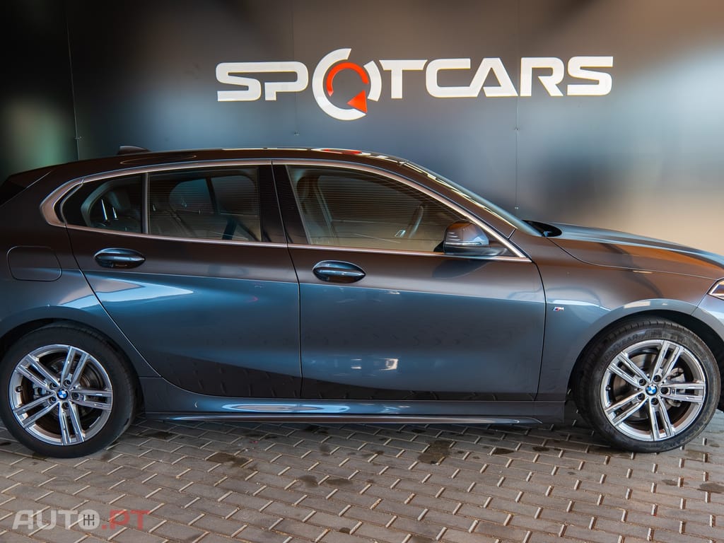 BMW 116 d Pack Desportivo M