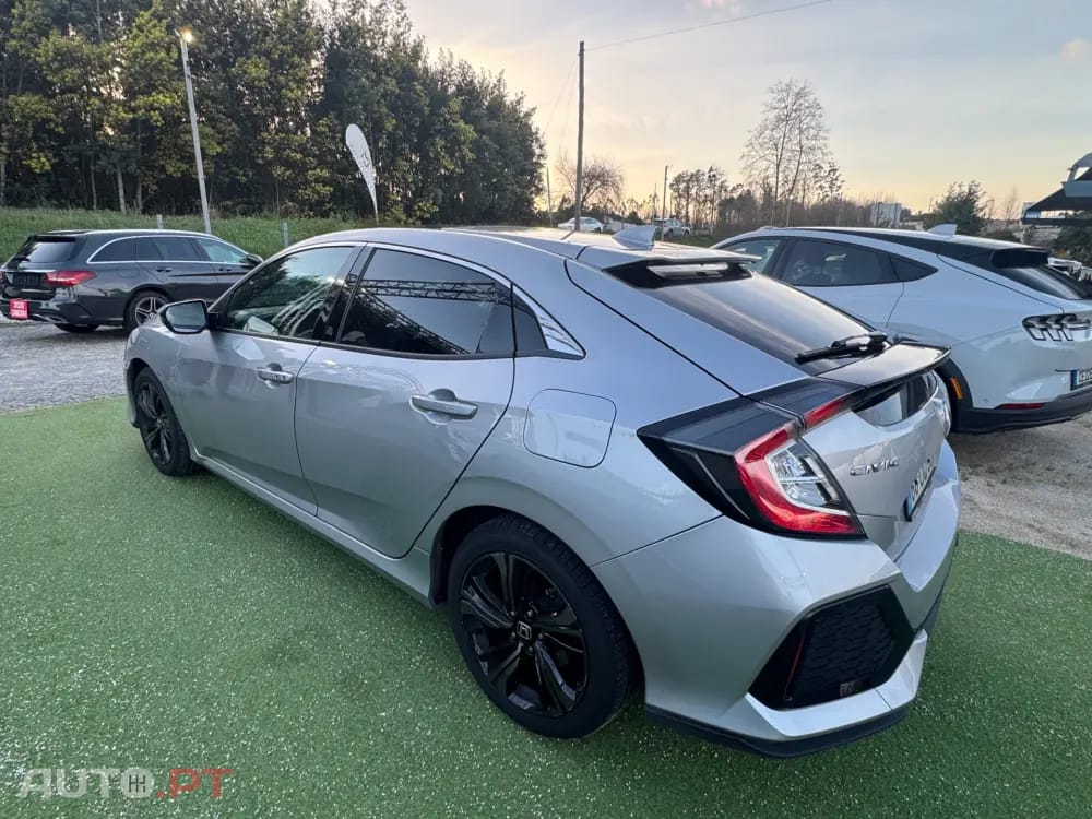 Honda Civic 1.0 i-VTEC Executive Premium