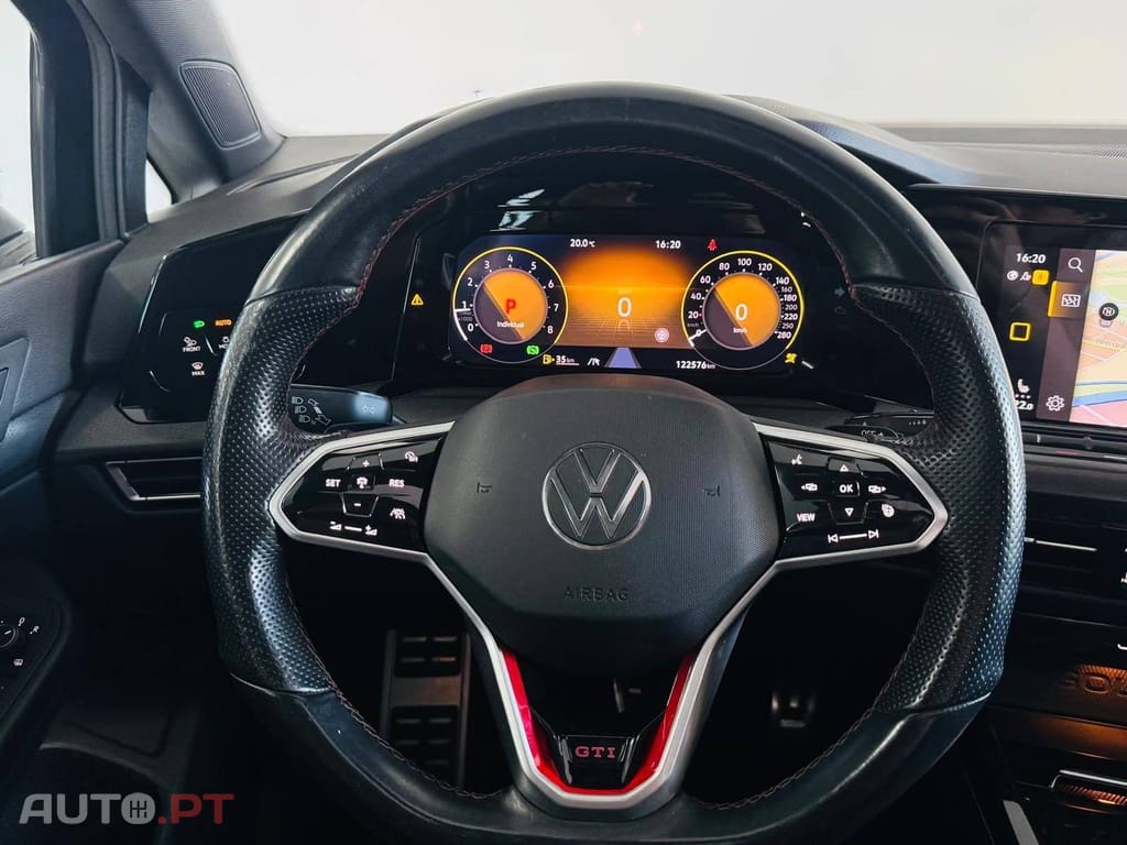 Volkswagen Golf 2.0 TSI GTI