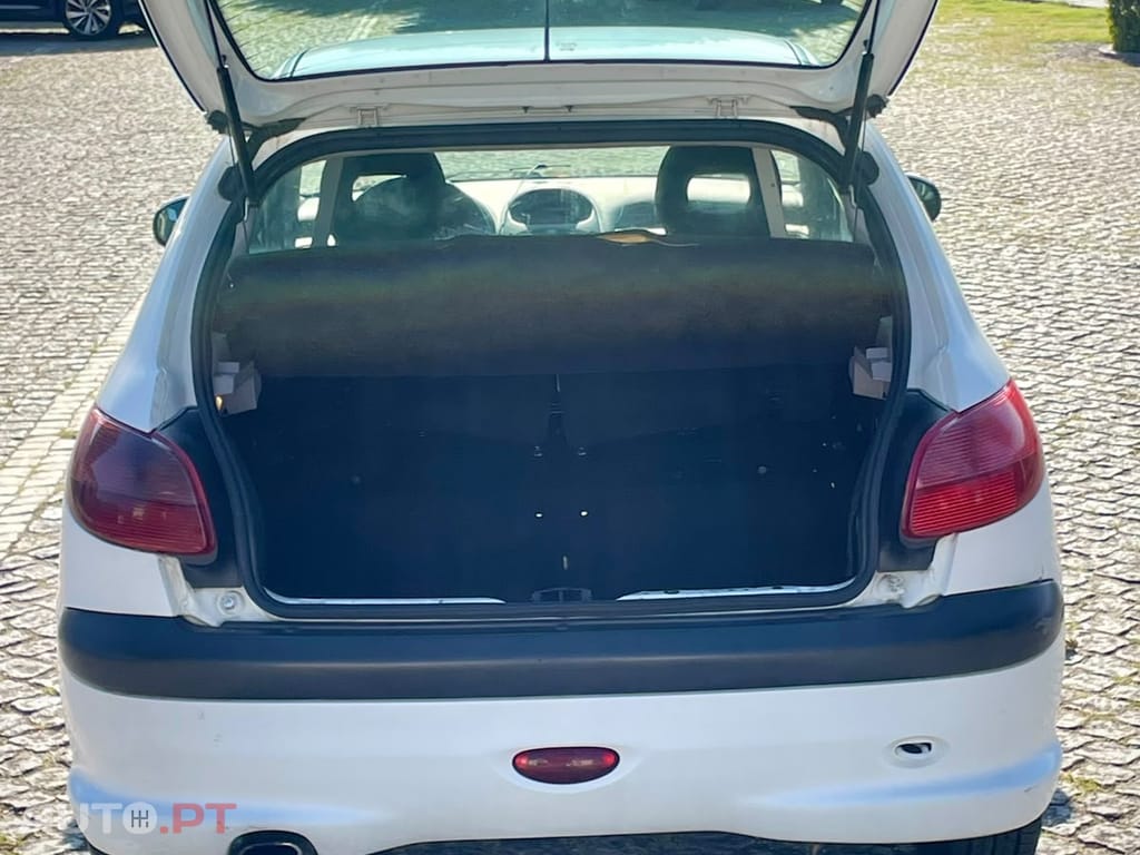Peugeot 206 2.0 HDi XA