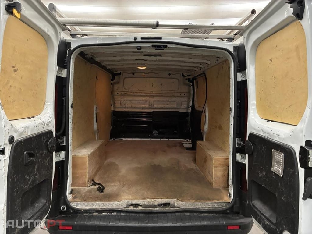 Renault Trafic 2.0 dCi L1H1 1.2T Grand Confort