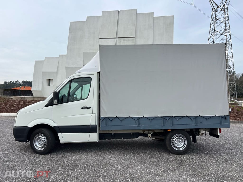 Volkswagen Crafter 35 2.5 TDi 164 Média