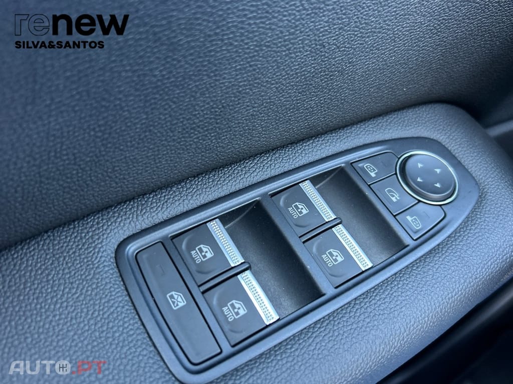 Renault Captur Techno TCe 100 Bi-Fuel