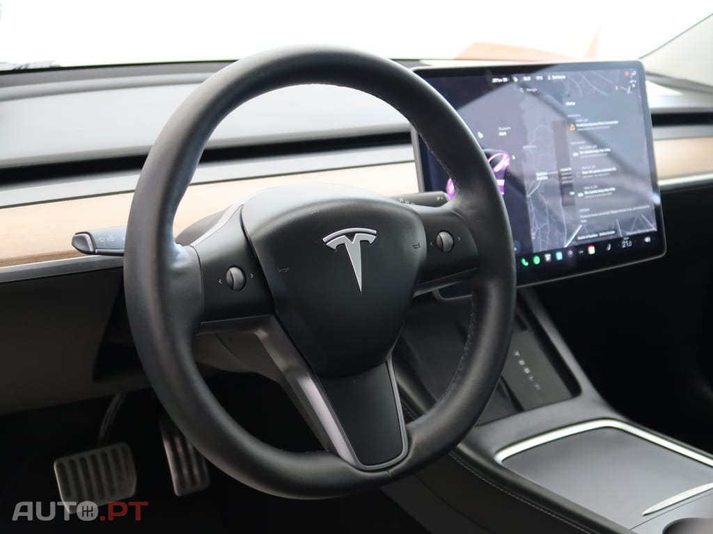 Tesla Model 3 Standard Range Plus RWD