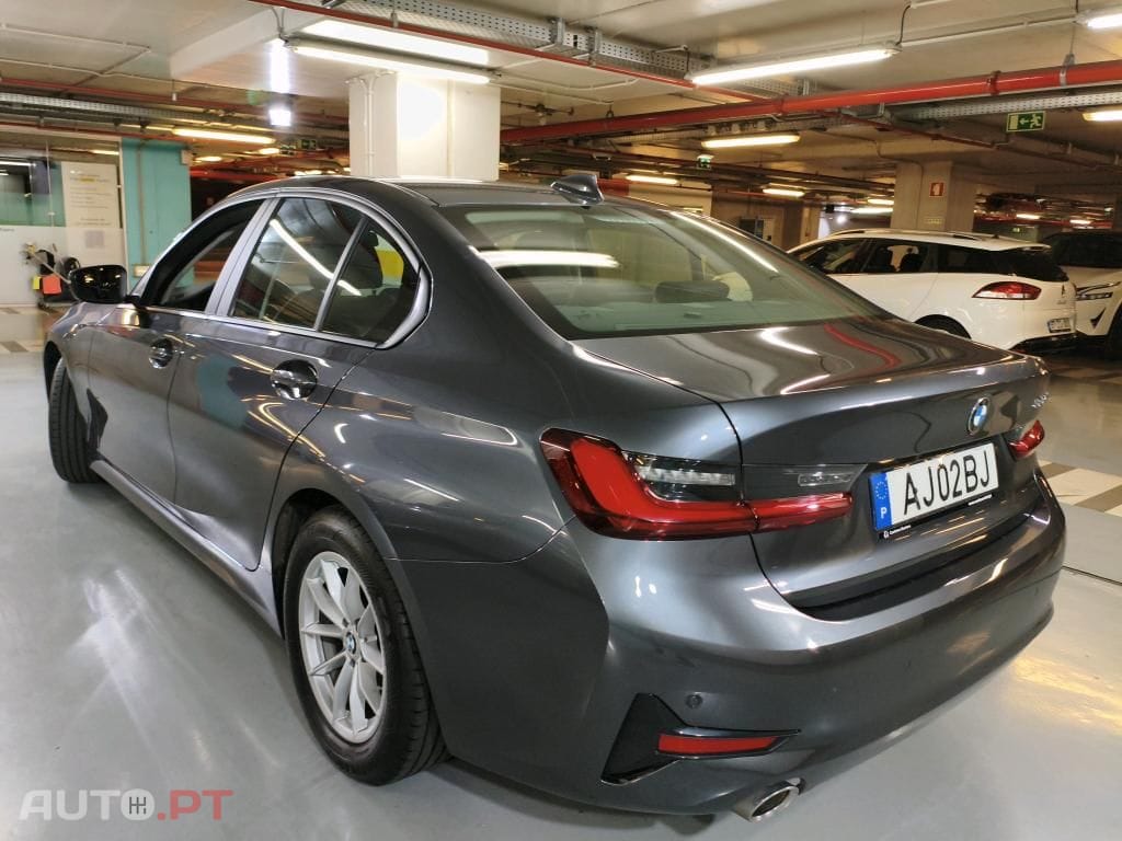 BMW 320 d Auto