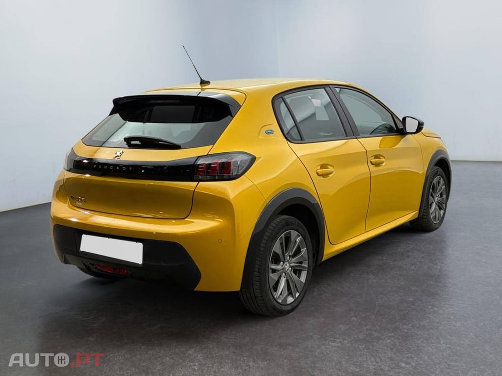 Peugeot E-208 50 kWh Active Pack