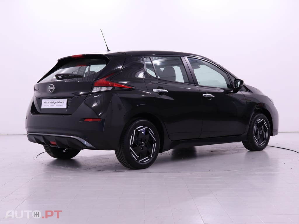 Nissan Leaf 5p 40kwh Acenta