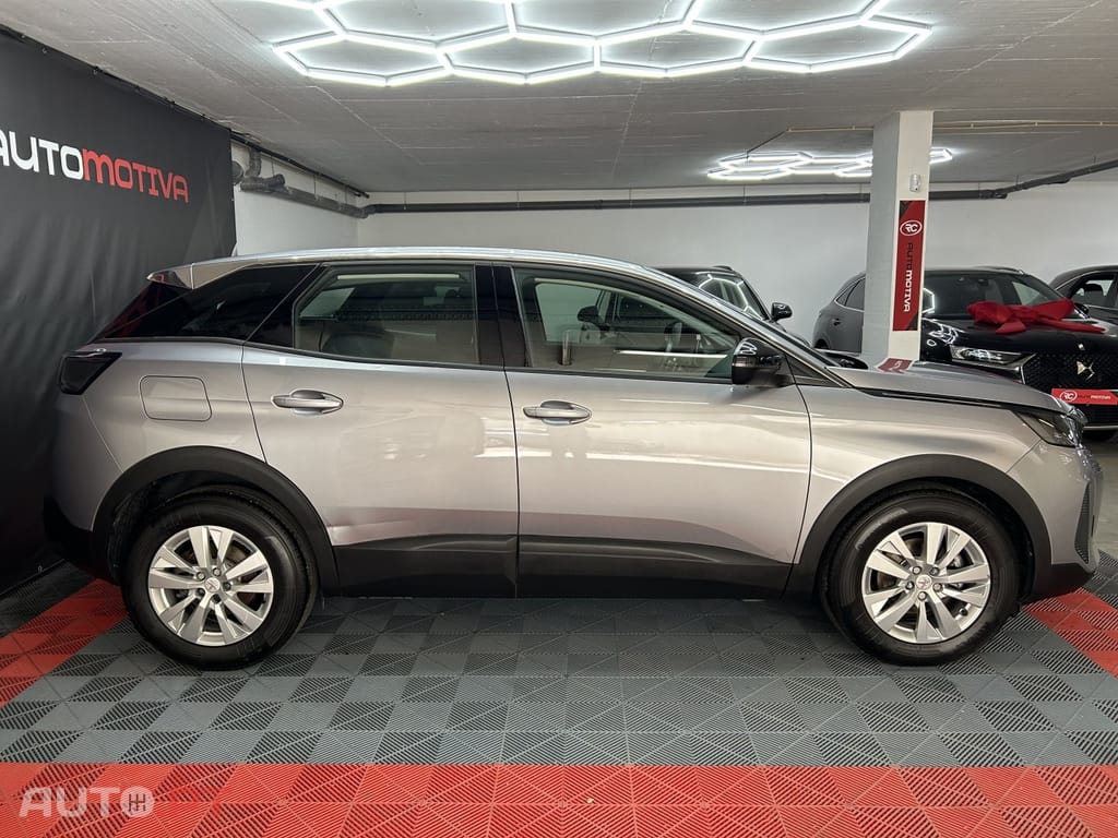 Peugeot 3008 1.2 PureTech Allure EAT8