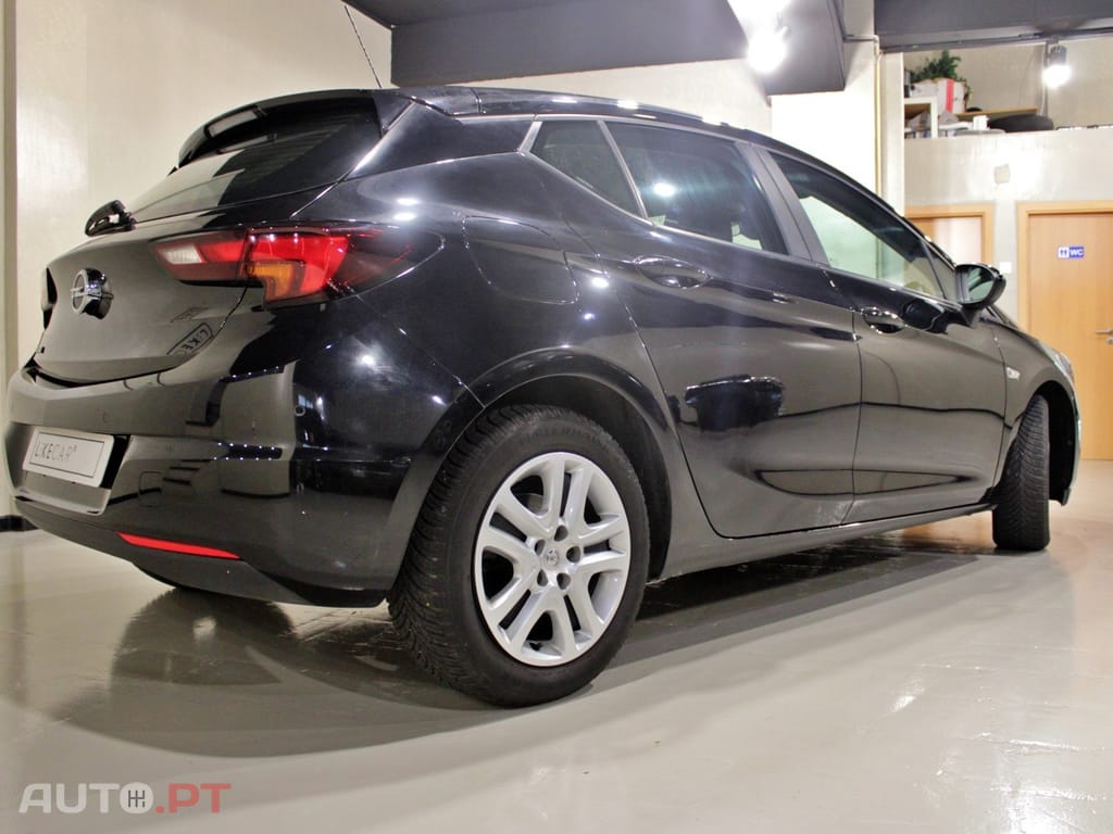 Opel Astra 1.5 D S&S Business Edition