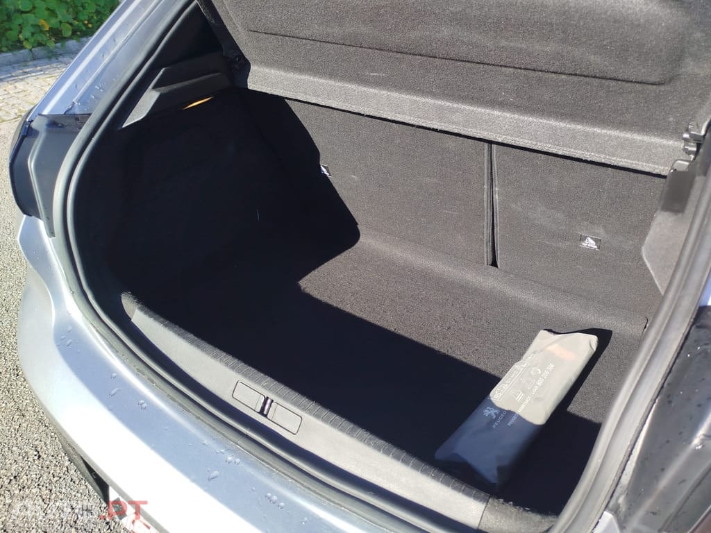 Peugeot 208 1.2 PureTech Allure Pack