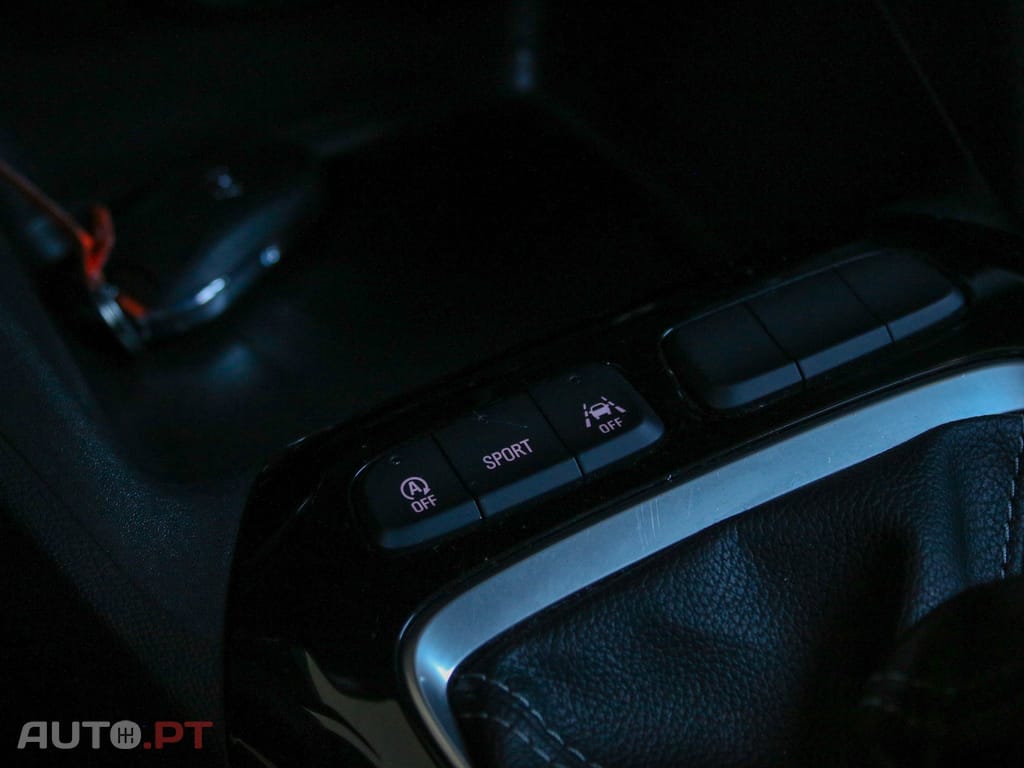 Opel Corsa 1.2 T GS Line