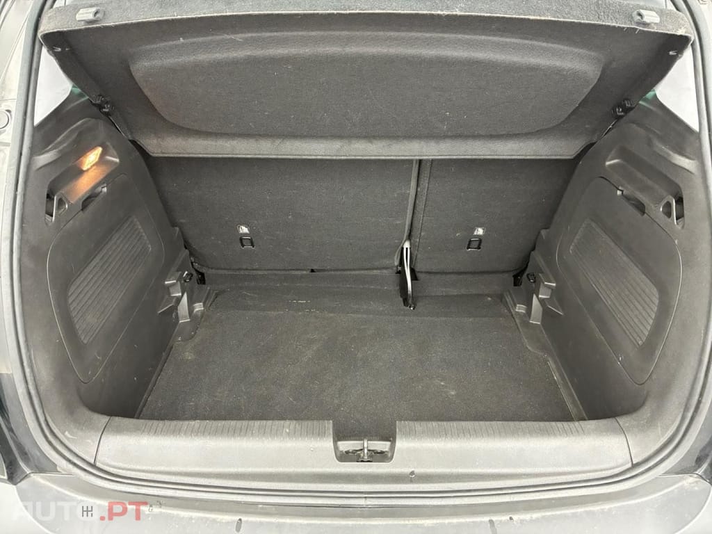 Ford Kuga 2.5 Powershift PHEV ST-Line