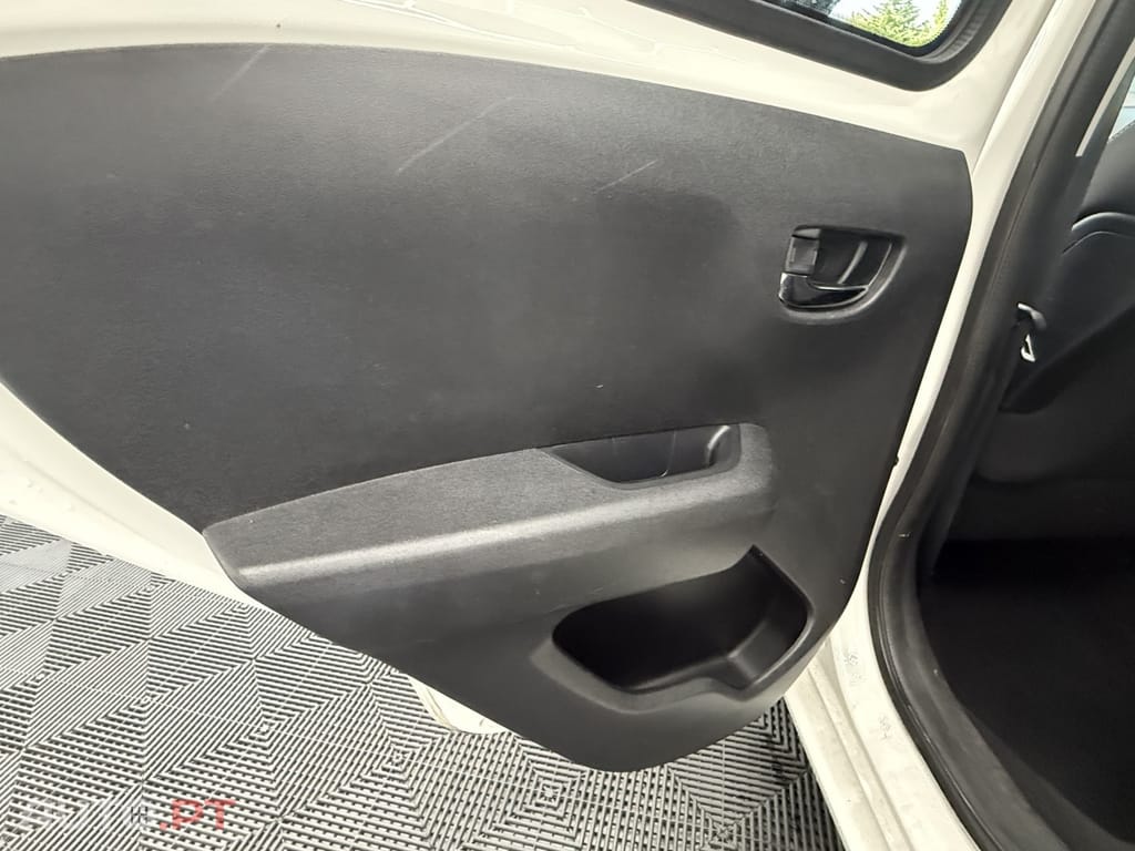 Peugeot 108 1.2 VTi Allure