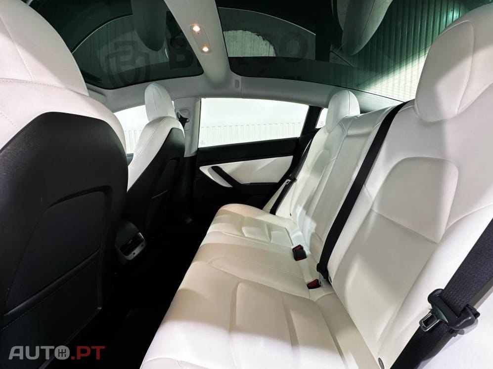 Tesla Model 3 Long-Range Dual Motor AWD