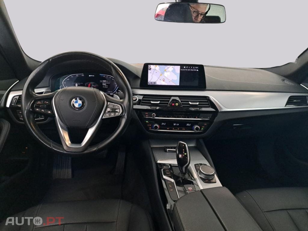 BMW 530 iPerformance I.V.A DEDUTIVEL 