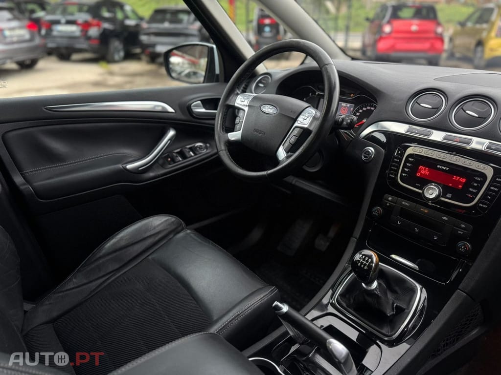 Ford S-Max 2.0 TDCi Titanium 7L