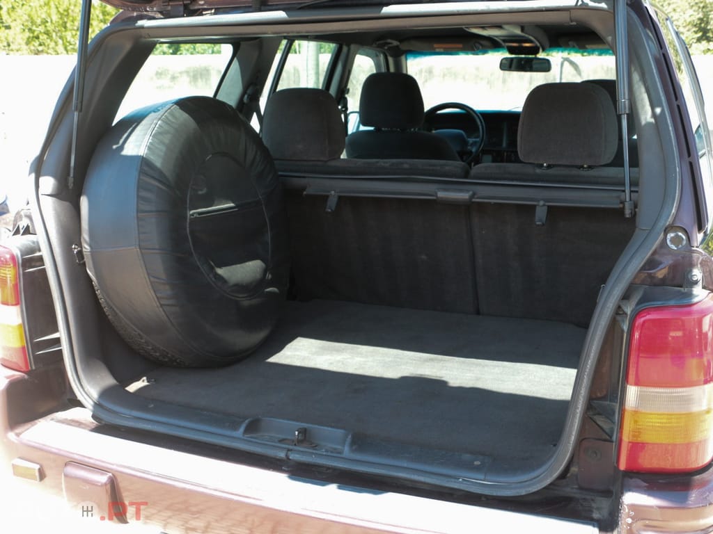 Jeep Grand Cherokee 2.5 TD Official