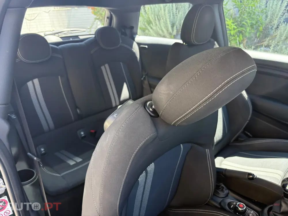 MINI Cooper One