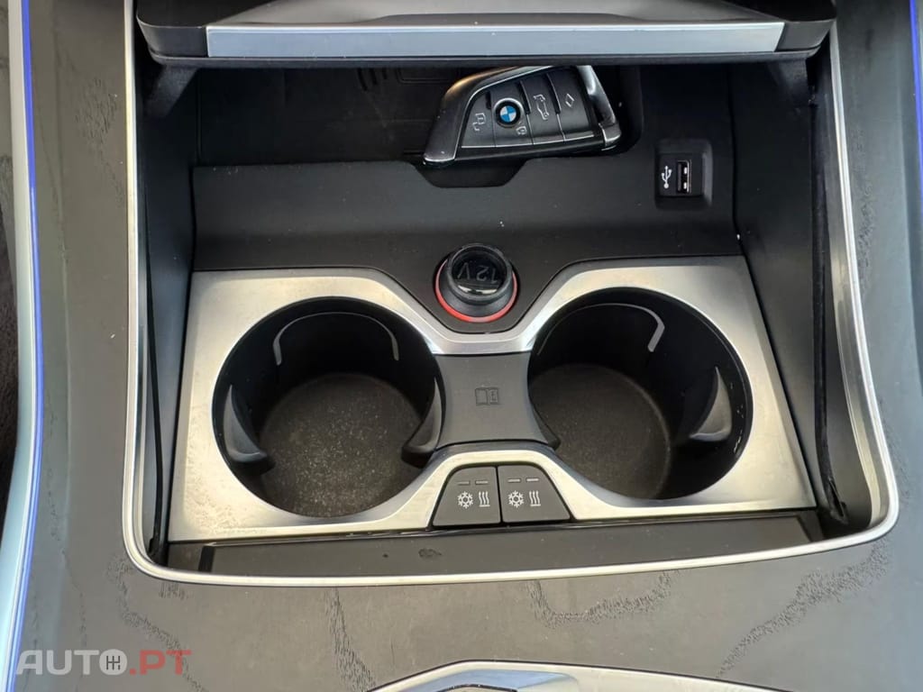 BMW X7 M50i