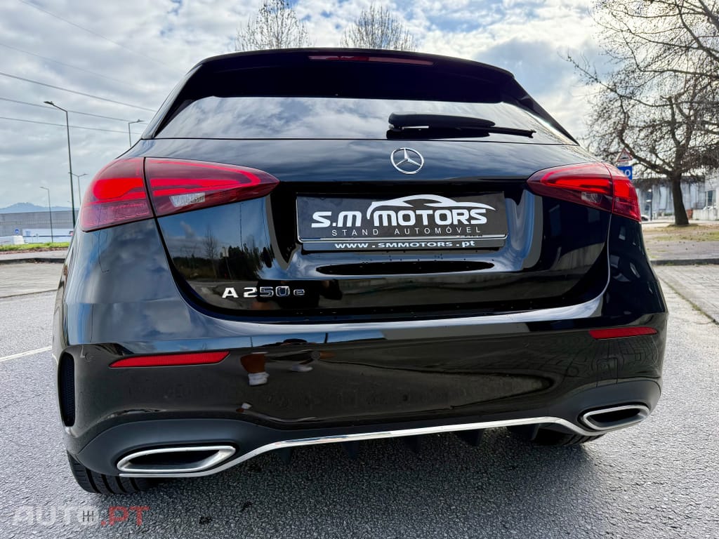 Mercedes-Benz A 250 e AMG Line