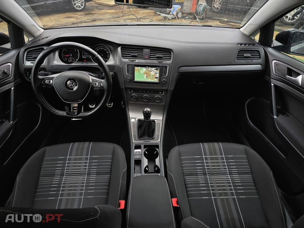 Volkswagen Golf 1.6 TDI Highline