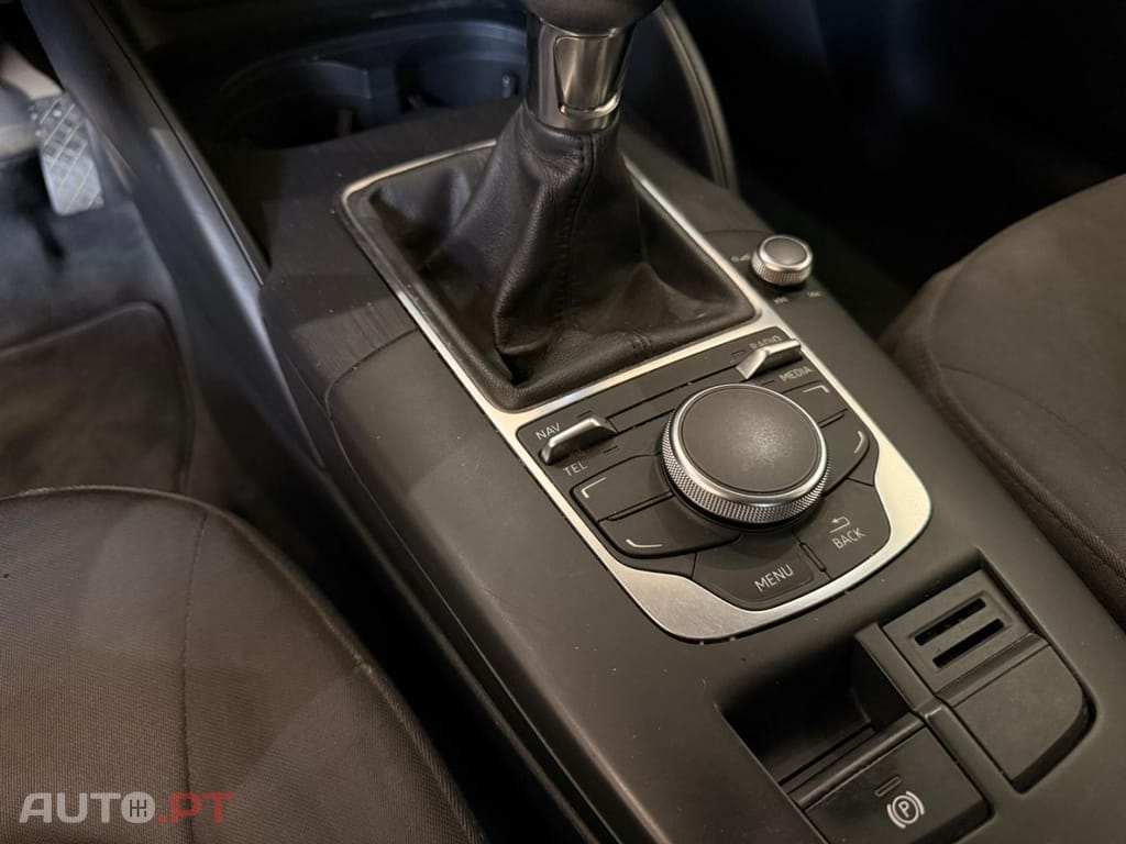 Audi A3 Sportback 1.6 TDI S-line