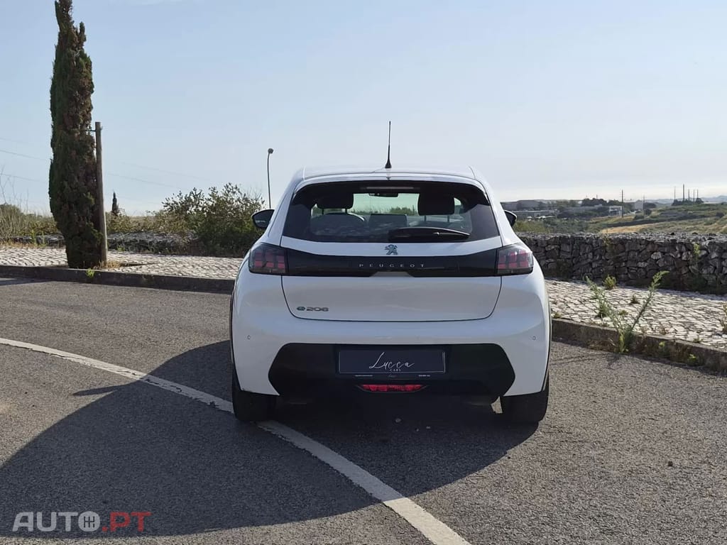 Peugeot E-208 50 kWh Active Pack