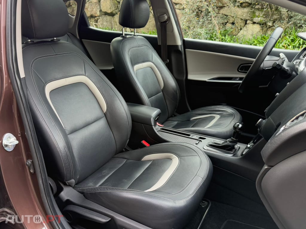 Kia Ceed 1.6 CRDi TX Sport Auto.
