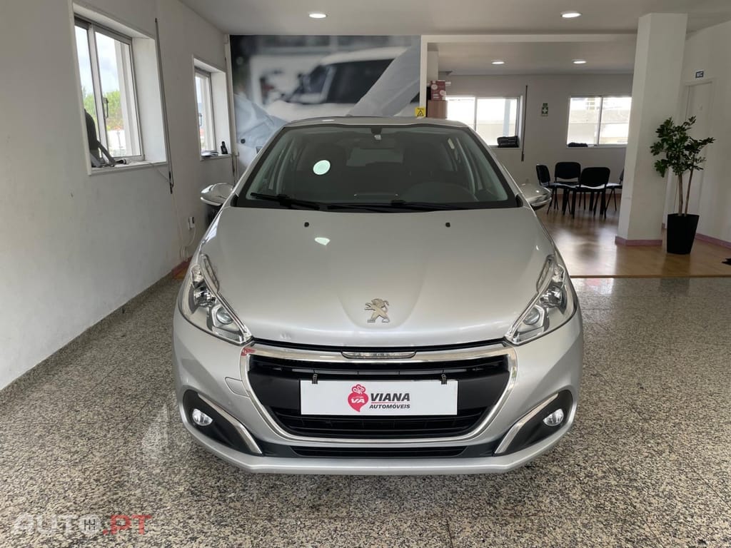 Peugeot 208 1.6 BlueHDi Style
