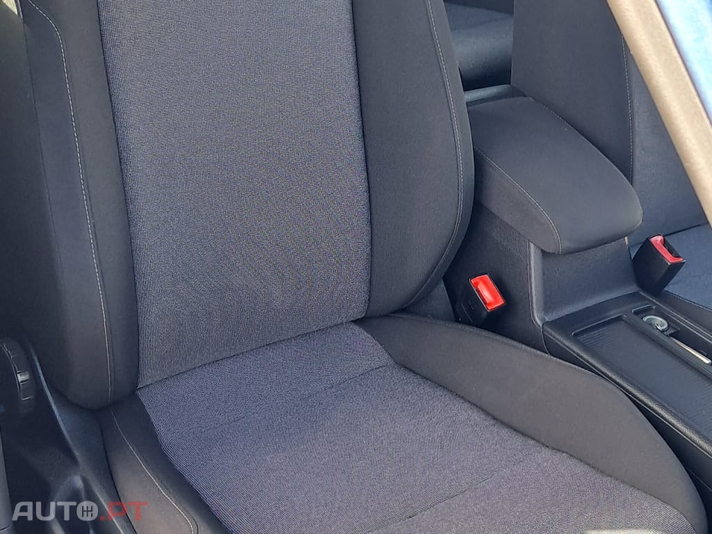 Volkswagen Golf 1.6 tdi confortline 110cv