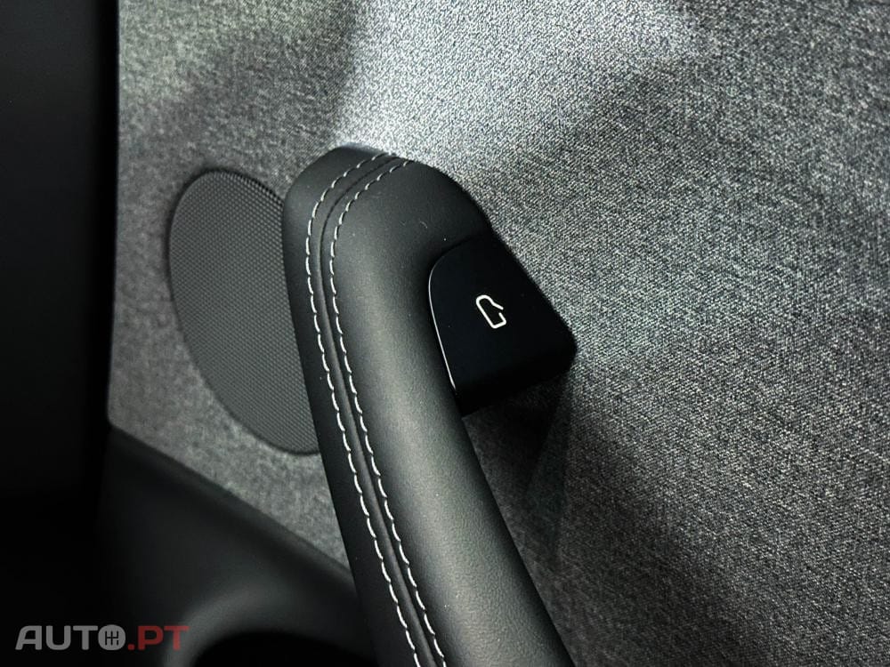 Tesla Model 3 Standard Range Plus RWD
