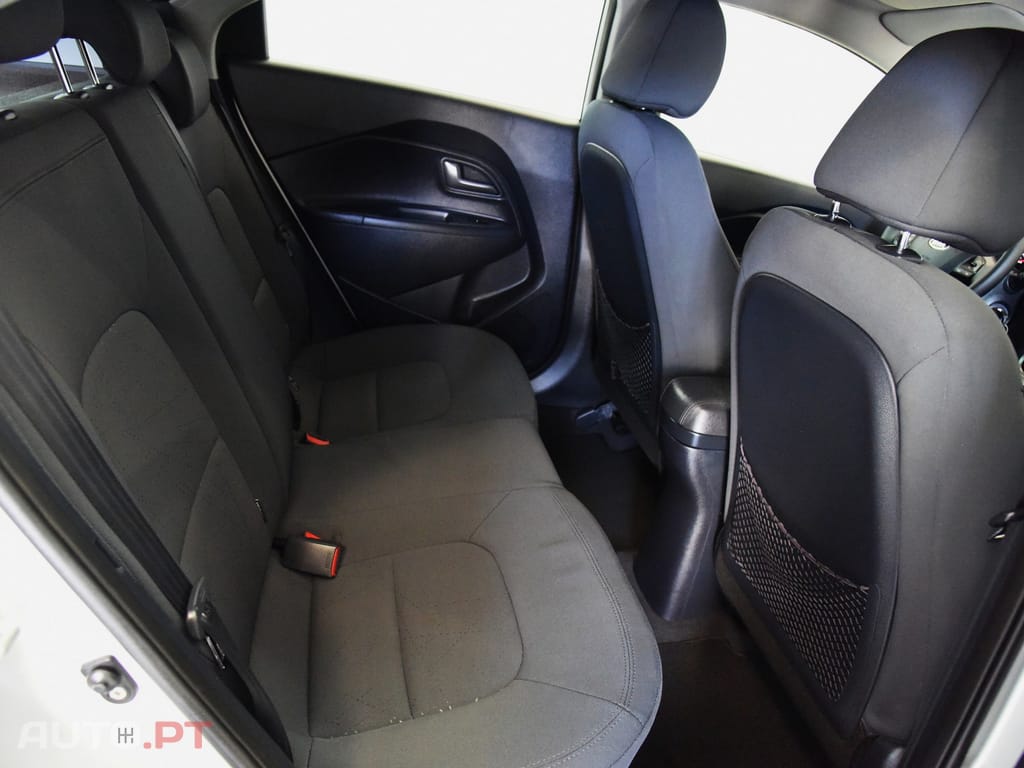 Kia Rio 1.1 CRDi EX