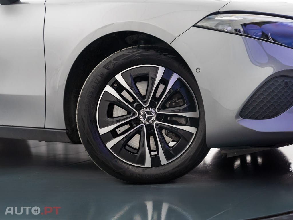 Mercedes-Benz A 250 e Style Plus
