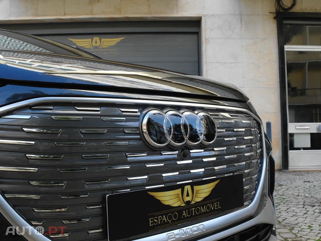 Audi Q4 E-Tron 45 82 kWh SE Business