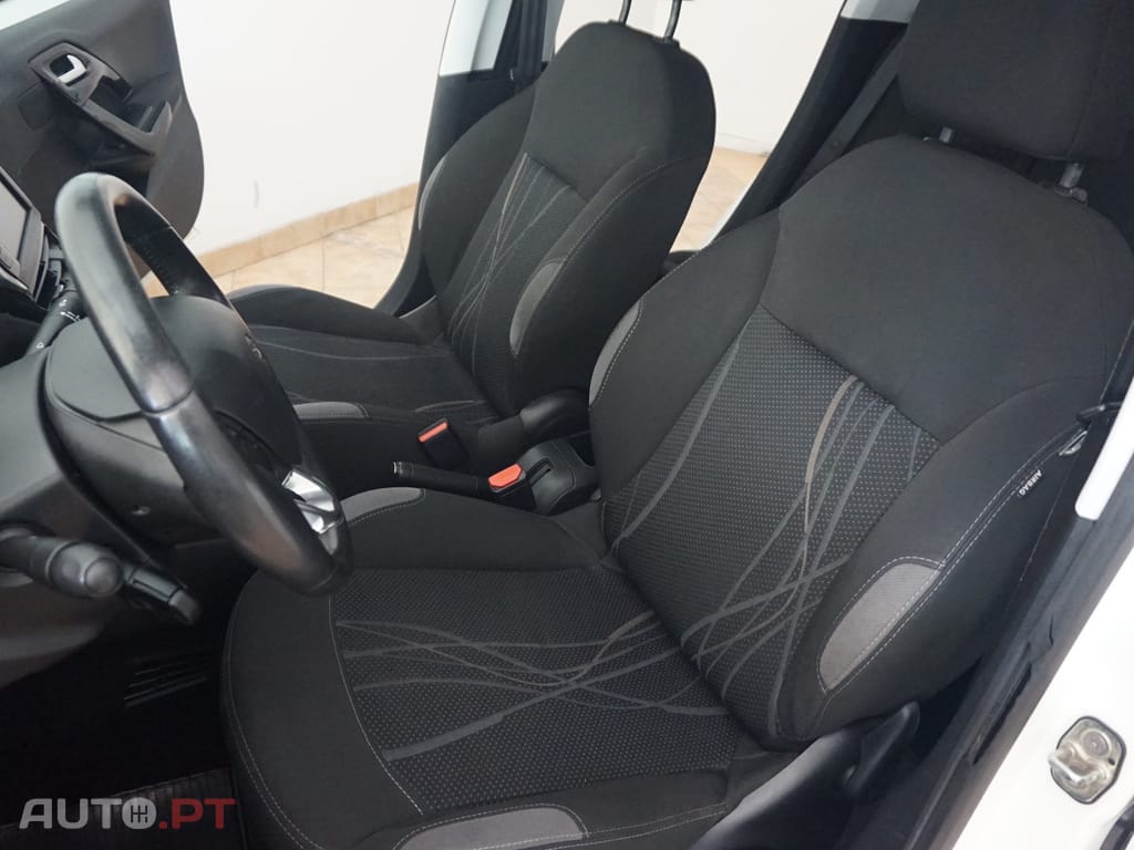 Peugeot 208 Access 1.4 HDI